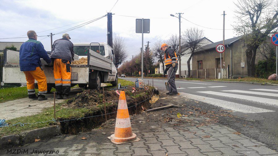 Prace naprawcze infrastruktury chodnikowej ul. Moniuszki