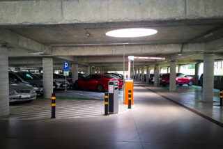 Na zdjęciu widoczny jest parking Miejskie Centrum Integracji Transportu